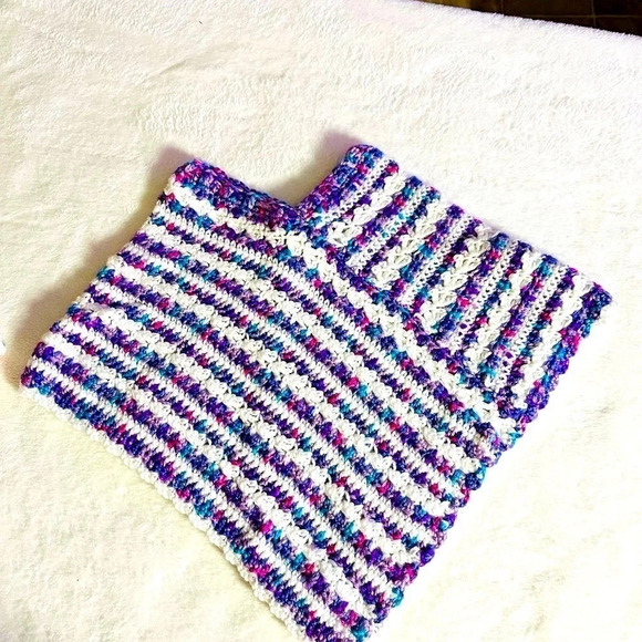 NEW Girls Poncho Crochet Sleeveless Coverup - Picture 1 of 3